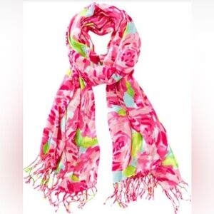 Lilly Pulitzer Holy Grail First Impressions Hotty Pink Scarf The Lilly Scarf 🦄